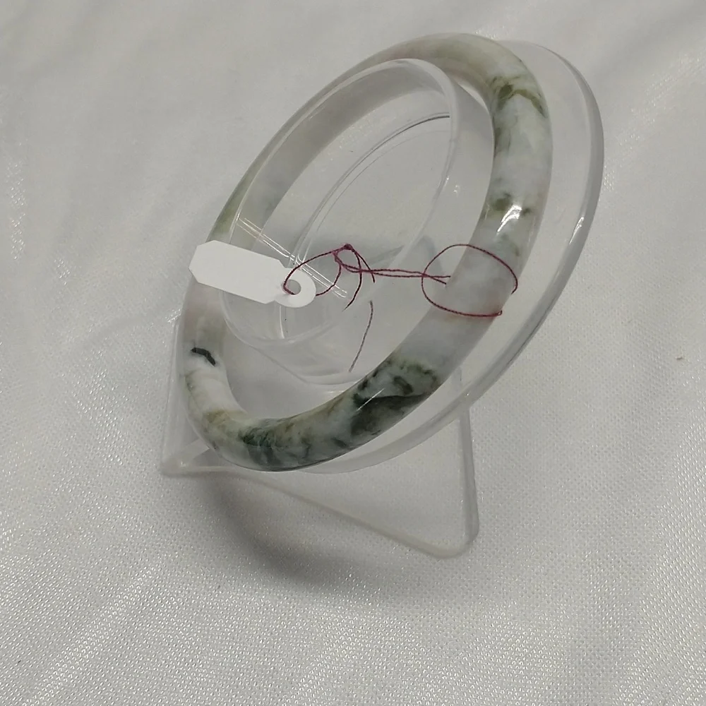 Jadeite bangle - Picture 5 of 6